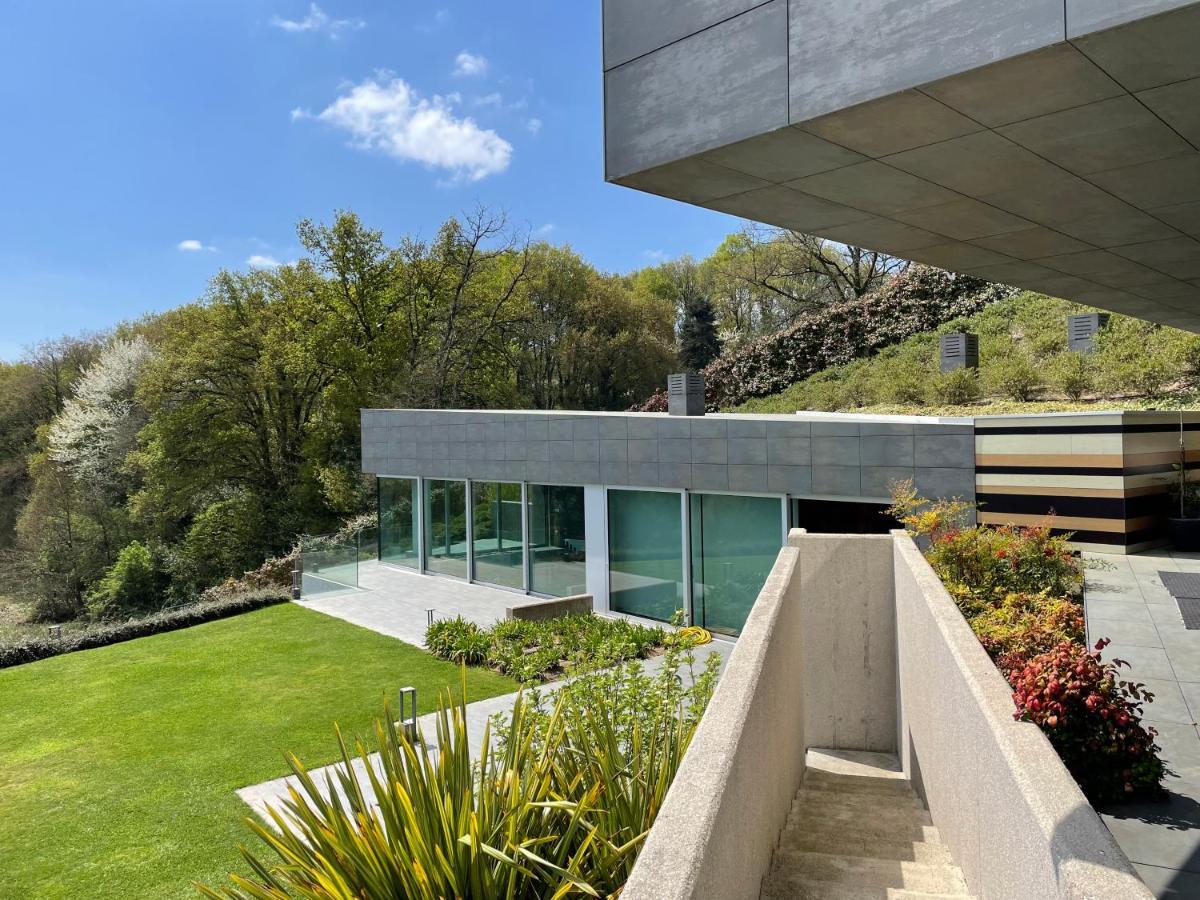 Tres Prismas Exclusive Villa Sarria Luaran gambar
