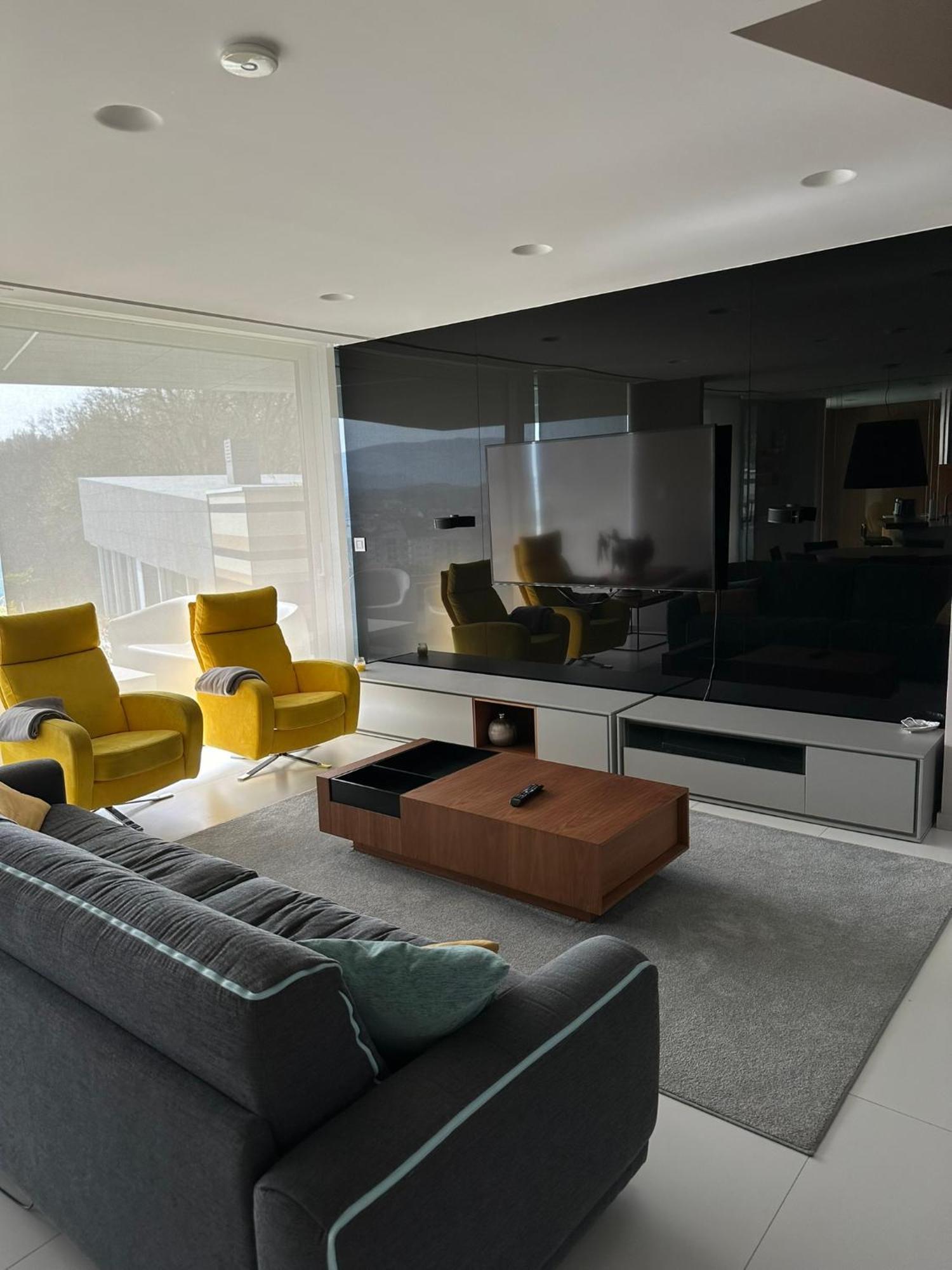 Tres Prismas Exclusive Villa Sarria Luaran gambar